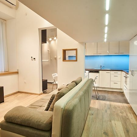 V27 Apartment | Hostaid 布达佩斯 外观 照片