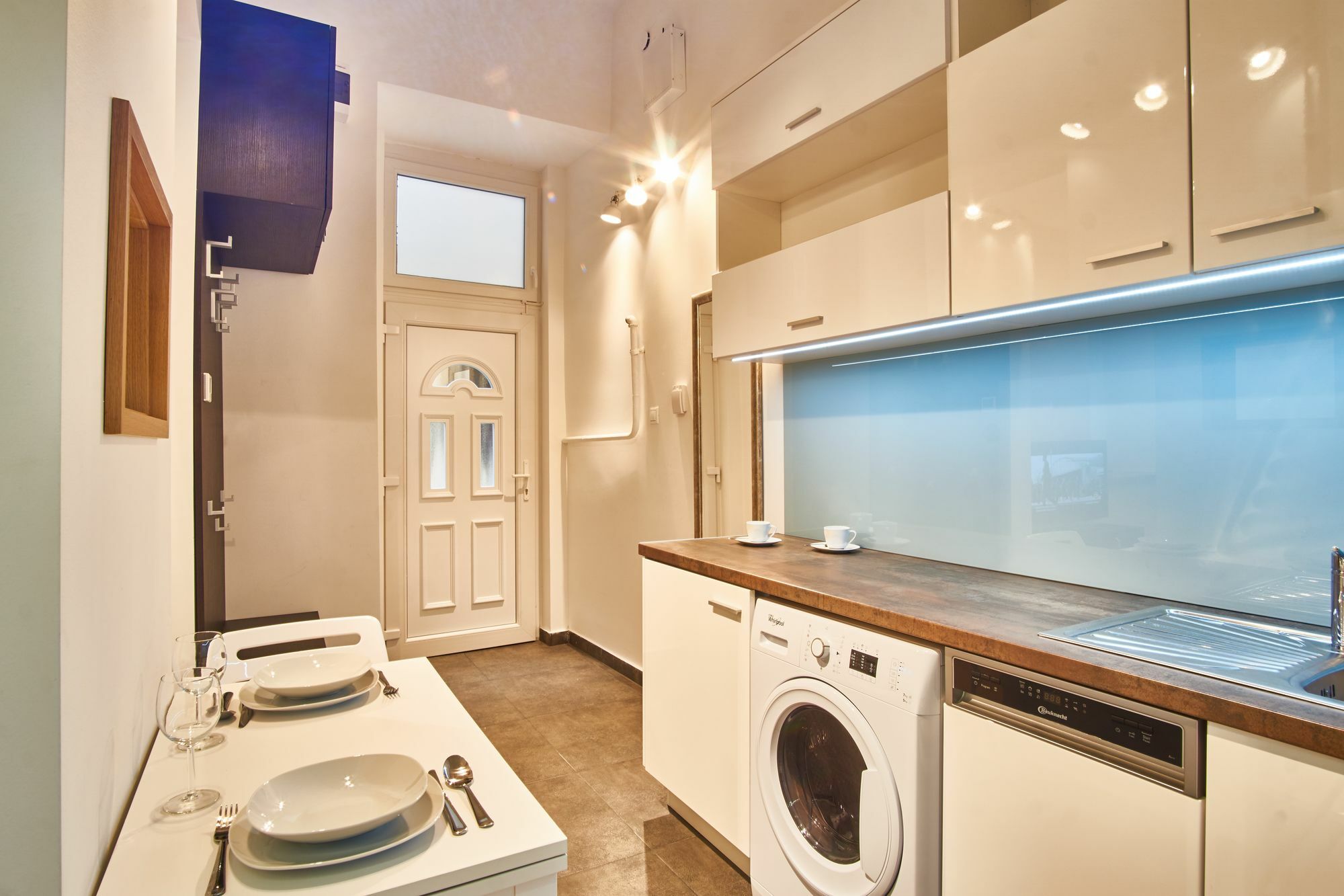 V27 Apartment | Hostaid 布达佩斯 外观 照片